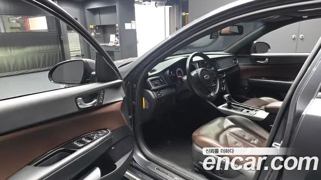 Kia K5 2016 thumb 10