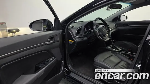 Hyundai Avante 2015 thumb 10