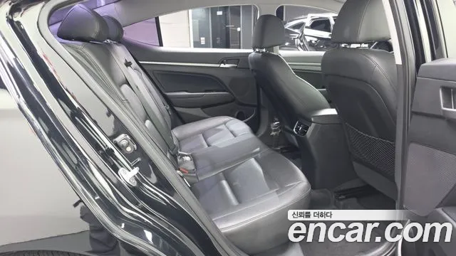 Hyundai Avante 2015 thumb 12