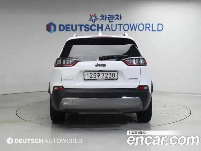 Jeep Cherokee 2020 thumb 4