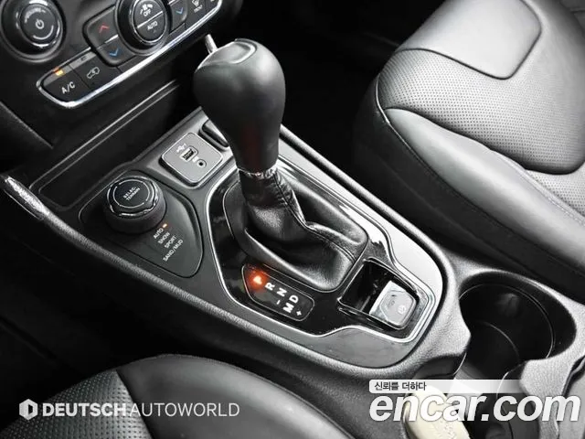 Jeep Cherokee 2020 thumb 9