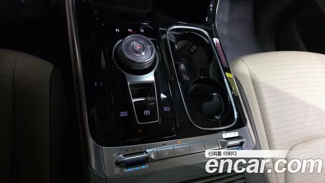 Kia Carnival 2022 thumb 9