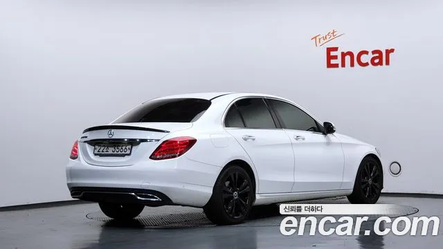 Mercedes-Benz C-Класс 2018 thumb 2