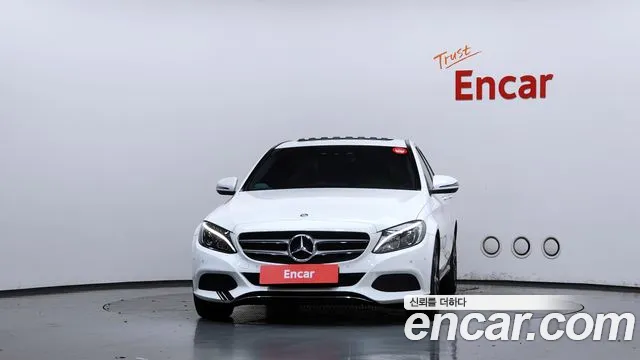 Mercedes-Benz C-Класс 2018 thumb 3
