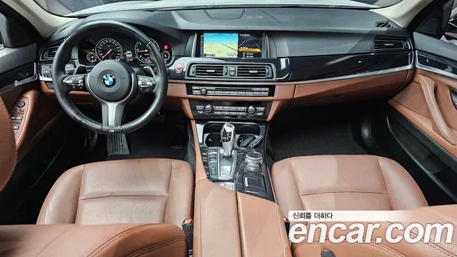 BMW 5-Series 2015 thumb 6