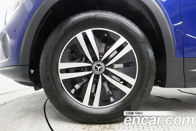 Mercedes-Benz GLB 2021 thumb 5