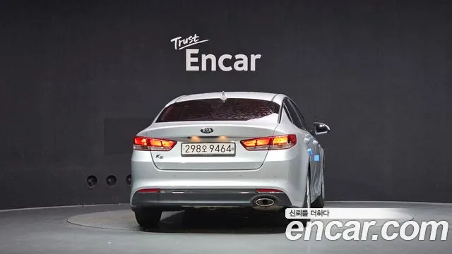 Kia K5 2016 thumb 4