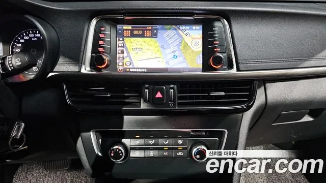 Kia K5 2016 thumb 12