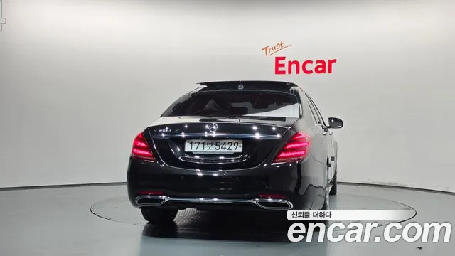 Mercedes-Benz S-Класс 2018 thumb 4