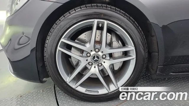 Mercedes-Benz S-Класс 2018 thumb 5