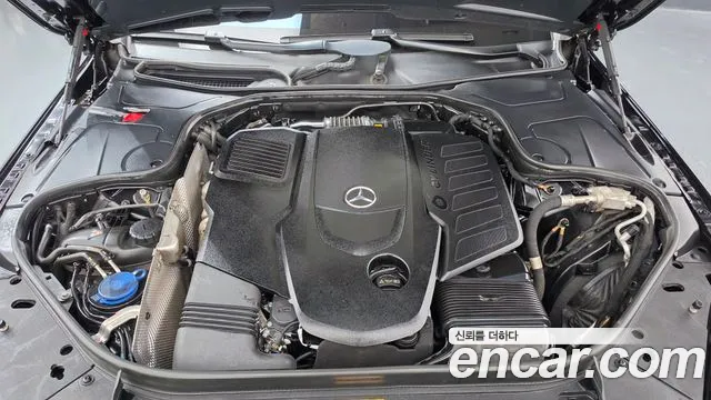 Mercedes-Benz S-Класс 2018 thumb 6