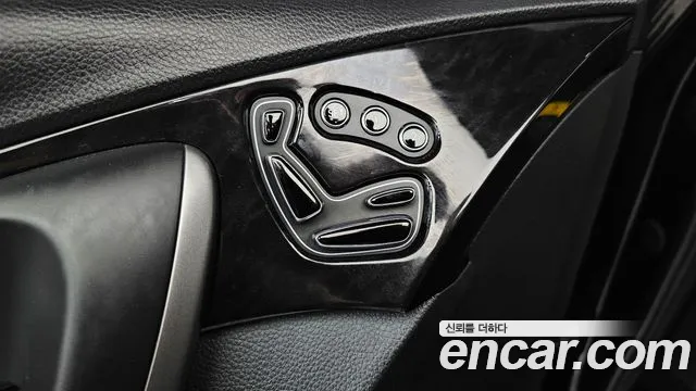 Hyundai Grandeur 2014 thumb 12
