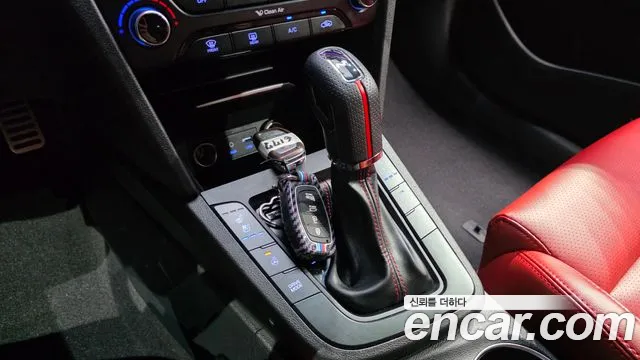 Hyundai Avante 2018 thumb 9