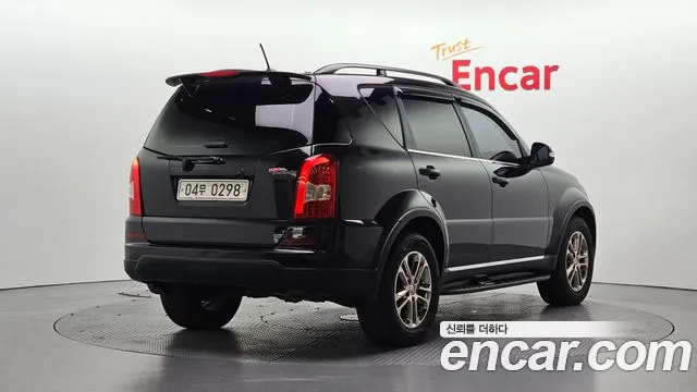 KG_Mobility_Ssangyong Rexton 2016 thumb 2