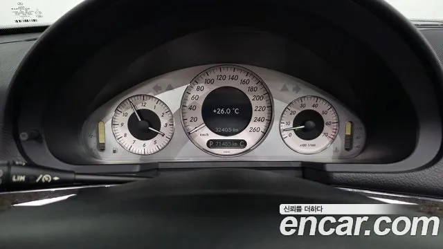Mercedes-Benz E-Класс 2008 thumb 8
