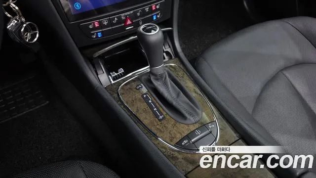 Mercedes-Benz E-Класс 2008 thumb 9