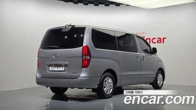 Hyundai Starex 2018 thumb 2