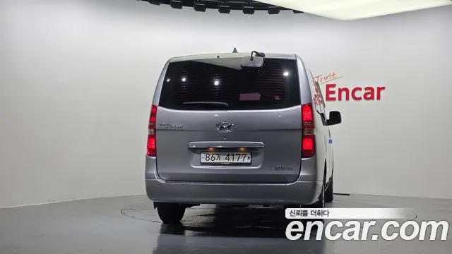 Hyundai Starex 2018 thumb 4