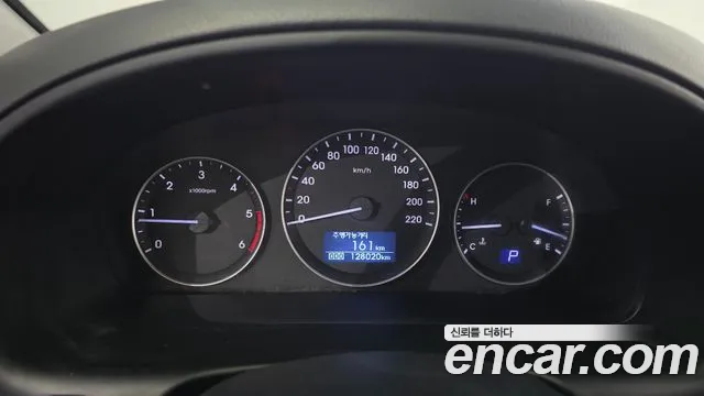Hyundai Starex 2018 thumb 8