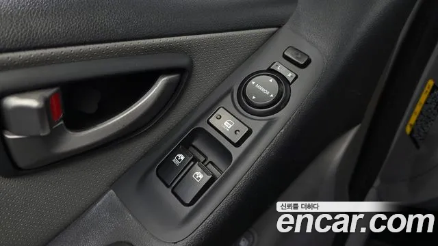 Hyundai Starex 2018 thumb 12