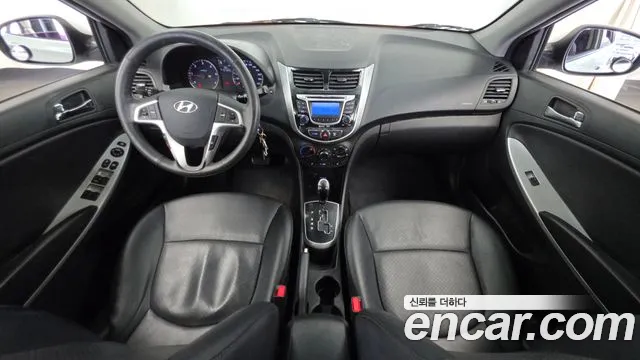 Hyundai Accent 2013 thumb 7