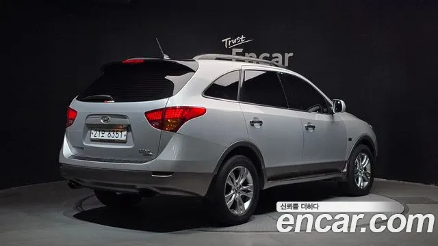 Hyundai Veracruz 2011 thumb 2