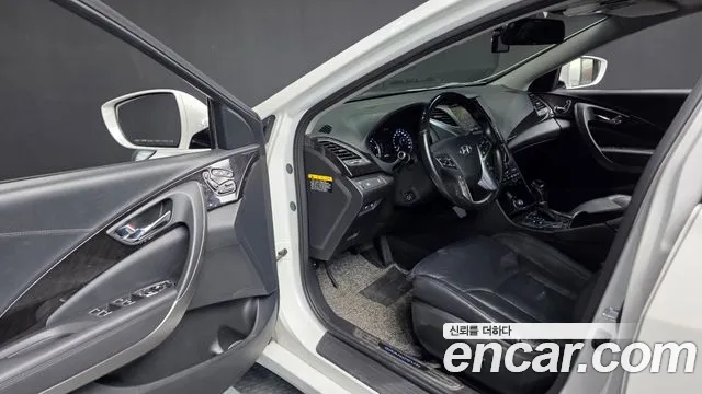 Hyundai Grandeur 2015 thumb 10