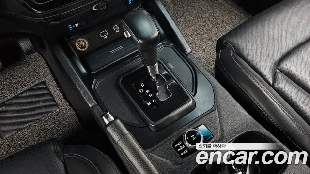 KG_Mobility_Ssangyong Rexton 2021 thumb 8