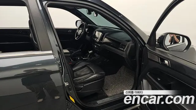 KG_Mobility_Ssangyong Rexton 2021 thumb 10