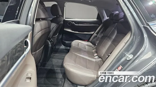Hyundai Grandeur 2017 thumb 11