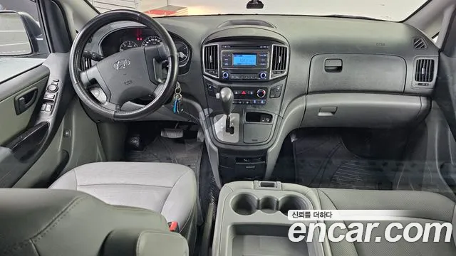 Hyundai Starex 2017 thumb 7