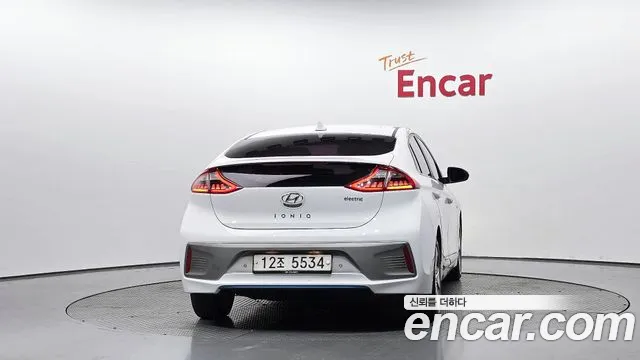 Hyundai IONIQ 6 2017 thumb 4