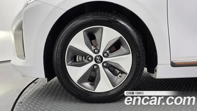 Hyundai IONIQ 6 2017 thumb 5