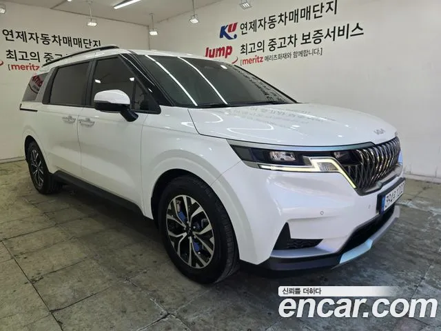 Kia Carnival 2022 thumb 3