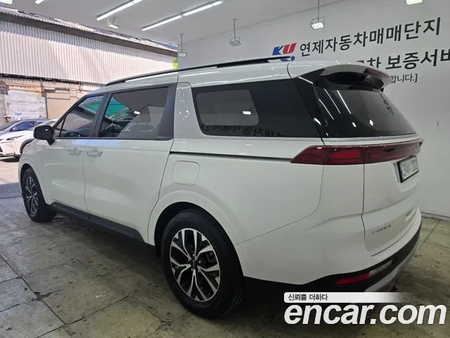 Kia Carnival 2022 thumb 6