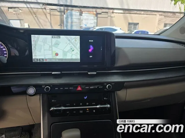 Kia Carnival 2022 thumb 9