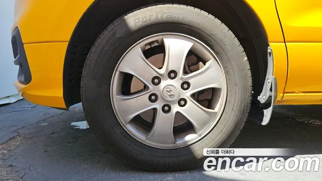 Hyundai Starex 2018 thumb 5
