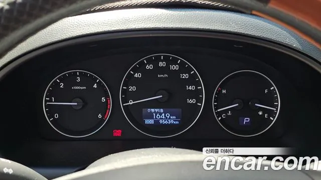 Hyundai Starex 2018 thumb 8
