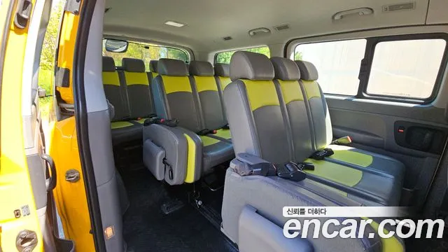 Hyundai Starex 2018 thumb 11