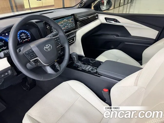 Toyota Camry 2026 thumb 10