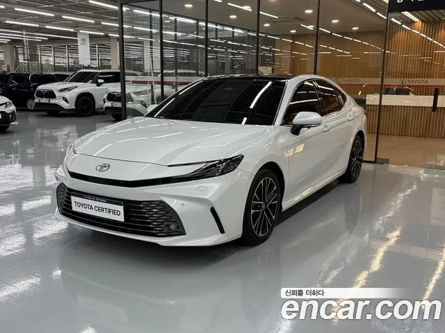 Toyota Camry 2026 thumb 11