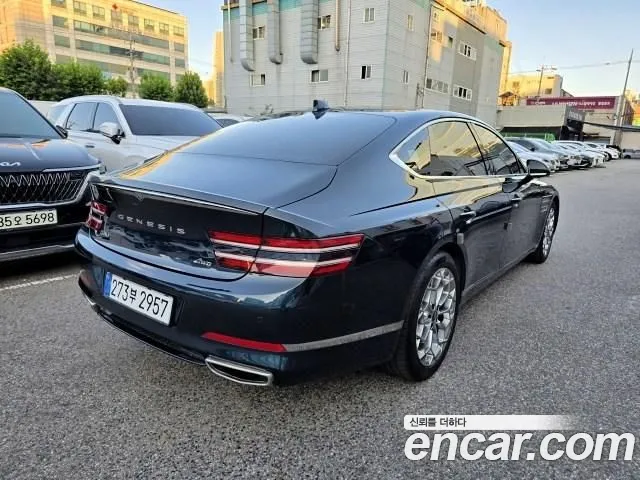 Genesis G80 2022 thumb 4