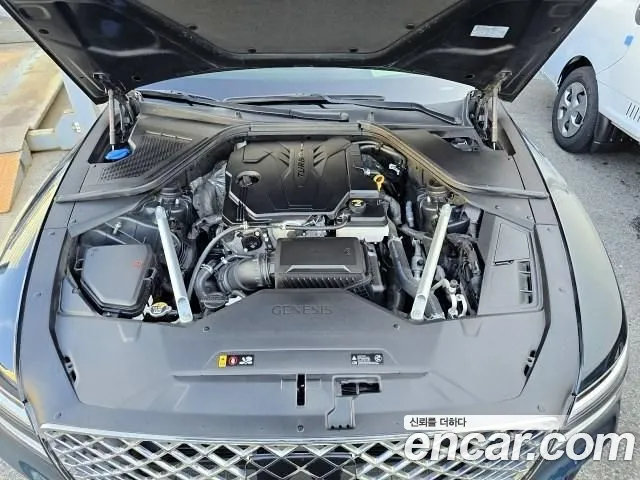 Genesis G80 2022 thumb 5