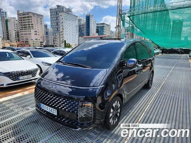 Hyundai Staria 2021 thumb 11