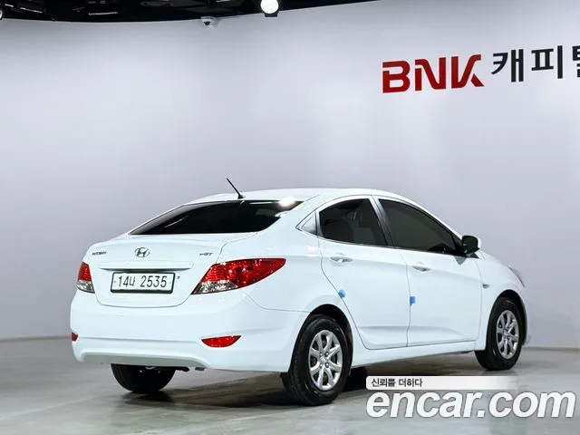 Hyundai Accent 2012 thumb 2