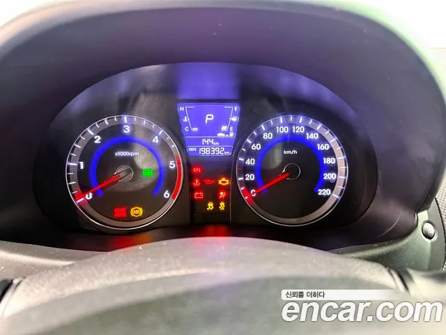 Hyundai Accent 2012 thumb 7