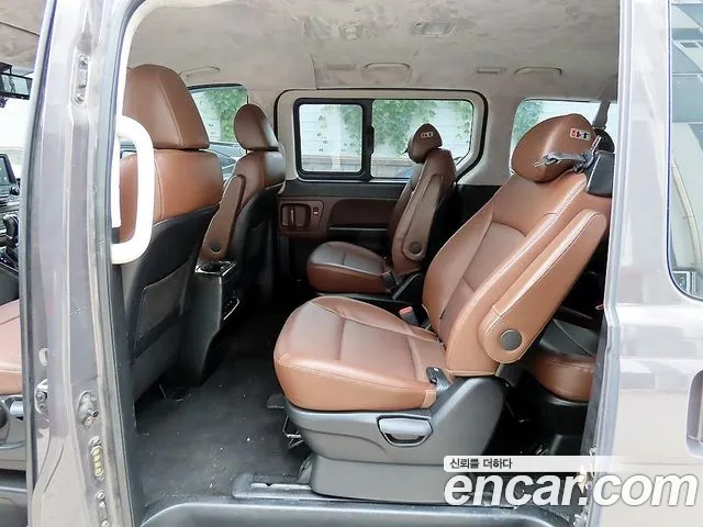 Hyundai Starex 2019 thumb 6