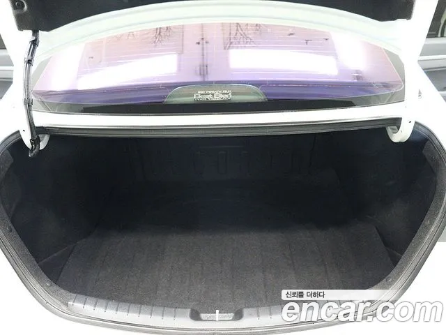 Hyundai Avante 2017 thumb 5