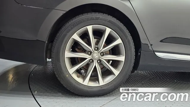 Hyundai Grandeur 2015 thumb 5
