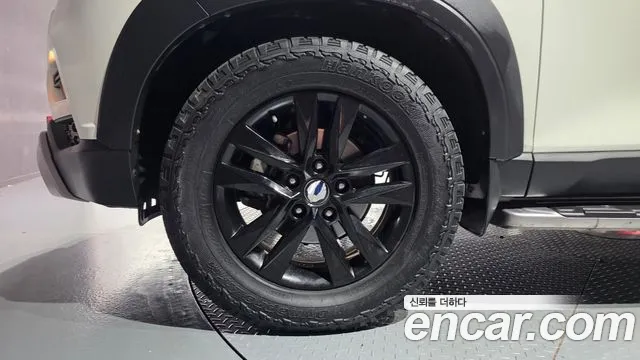 KG_Mobility_Ssangyong Rexton 2019 thumb 5